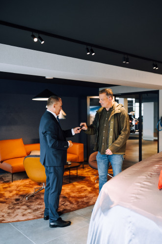 Dano Dangl si prevzal nové BMW M5 v Individual farbe Frozen Deep Grey.