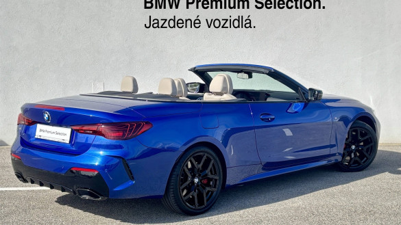 BMW M440i xDrive Convertible
